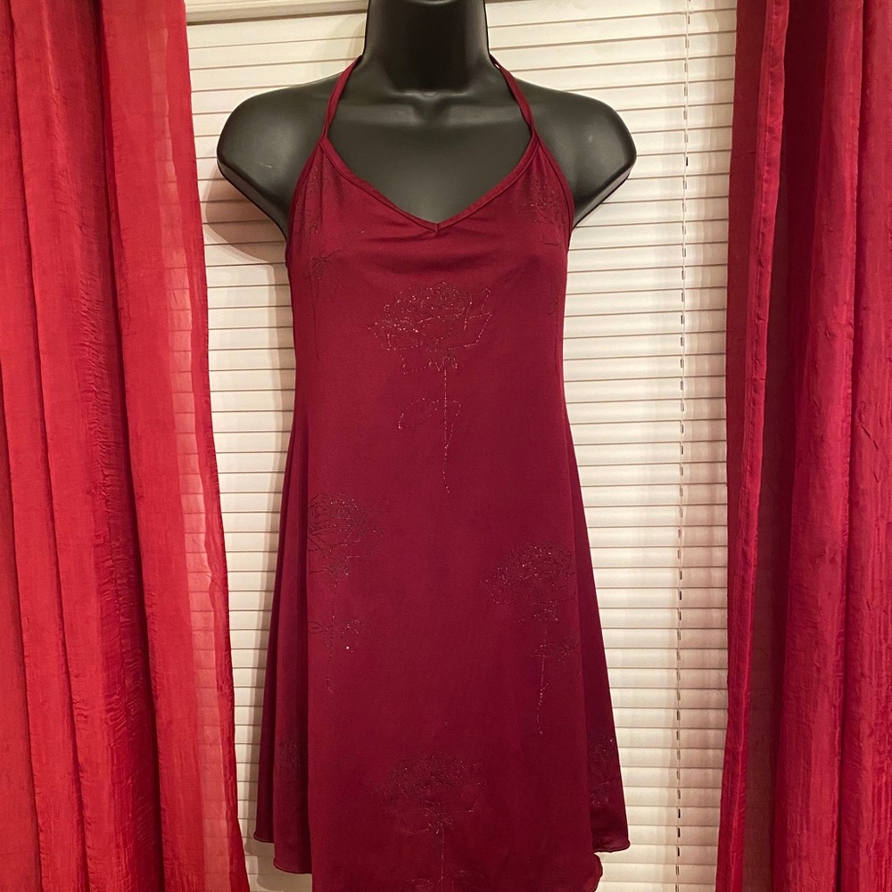 Embroidery roses throughout this tank top Dress
